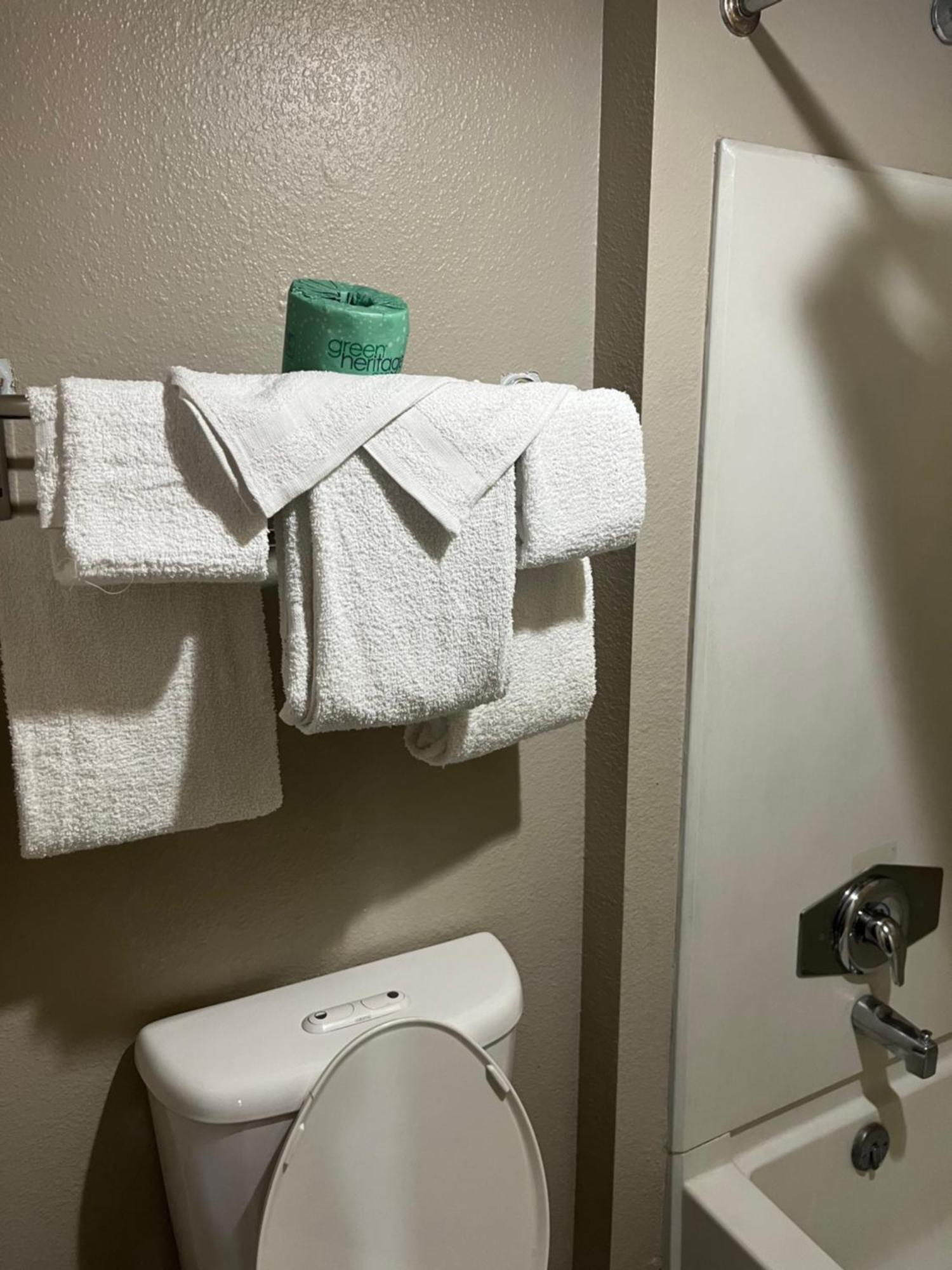 Hallmark Inn&suites * San Antonio
