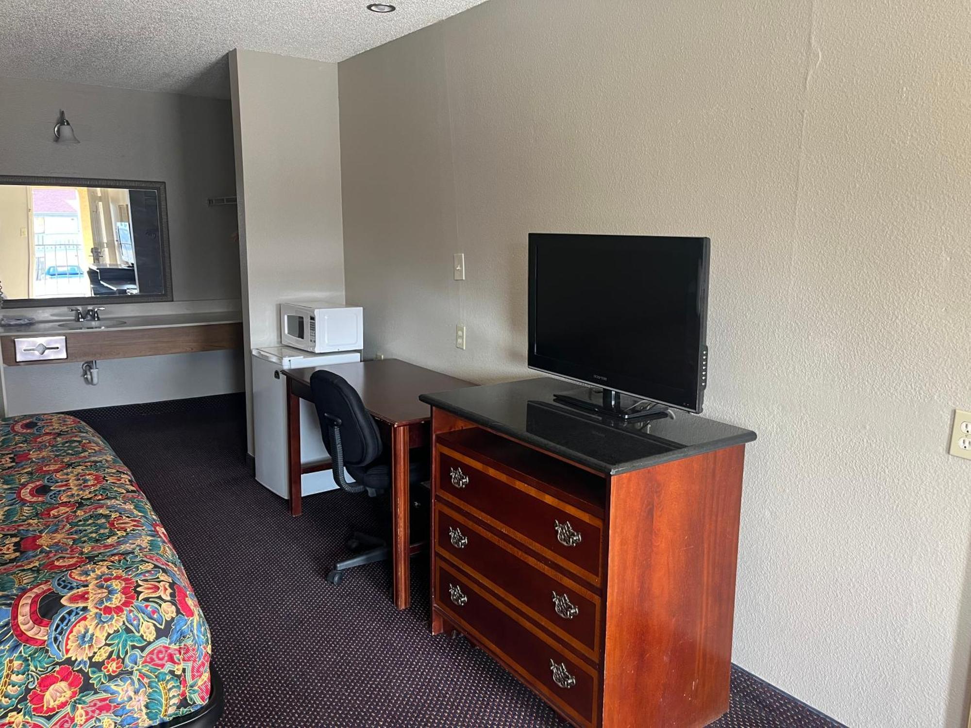 Hallmark Inn&suites San Antonio