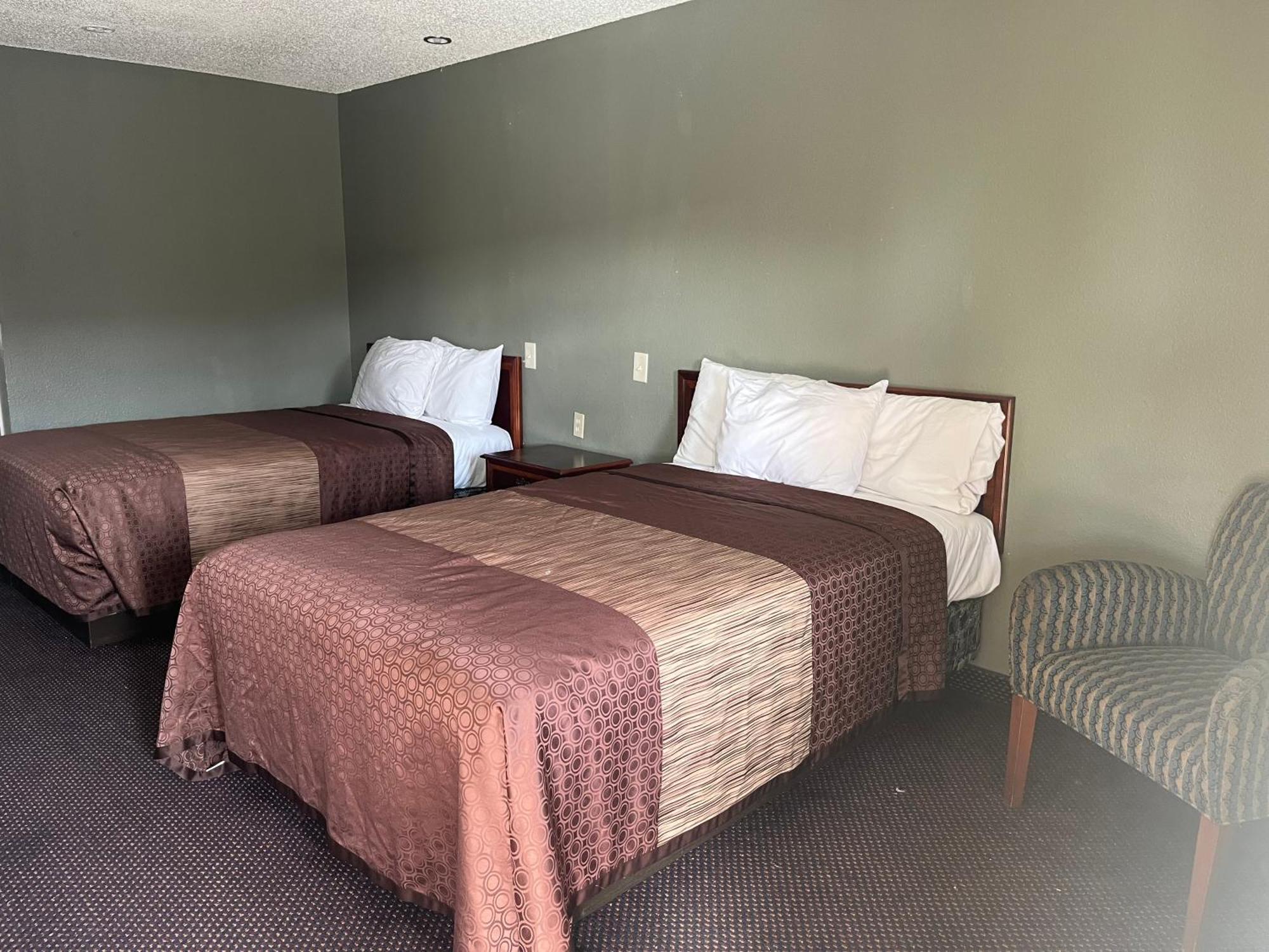 Hallmark Inn&suites San Antonio